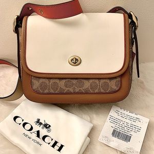 ❌SOLD❌ Coach Signature Rambler Crossbody